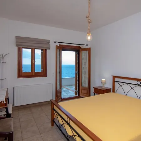 Appartement Potami Mountain à Karlovassi Extérieur photo