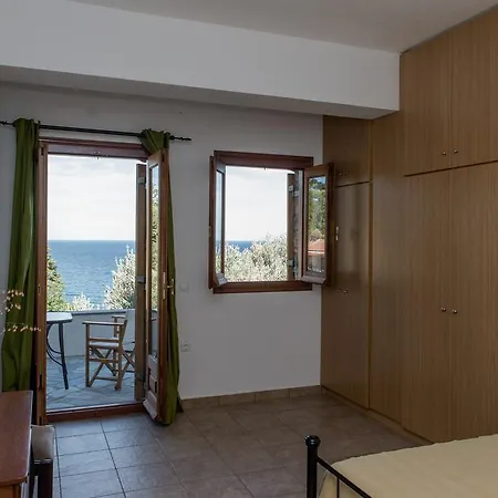Appartement Potami Mountain à Karlovassi Extérieur photo